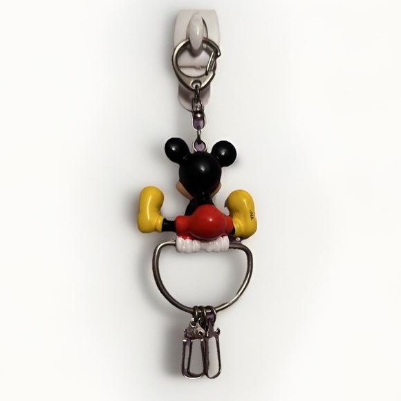 Vintage Mickey Mouse Keychain - Picture 2 of 2